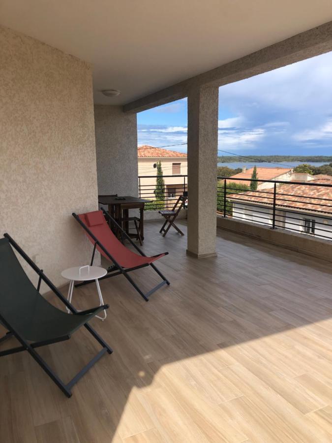 Mare E Monti Apartment Aleria  Luaran gambar